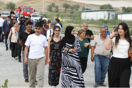 Köçkünlərin torpaqlarına qayıtması üçün təbliğata Köçkünlərin torpaqlarına qayıtması üçün təbliğata