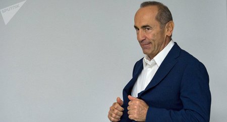 Erməni parlamentində dava: Köçəryanın atası azərbaycanlıdır! Erməni parlamentində dava: Köçəryanın atası azərbaycanlıdır!